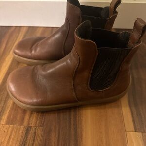 Belenka Entice Brown Leather Boots Barefoot Chelsea Boots